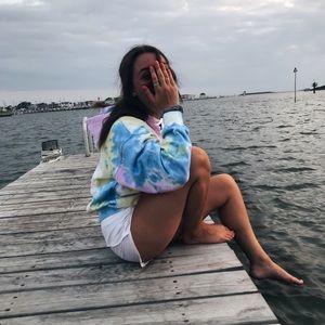 Meet your Posher, Claudia